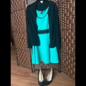 Mint green lace detail skater dress 👗